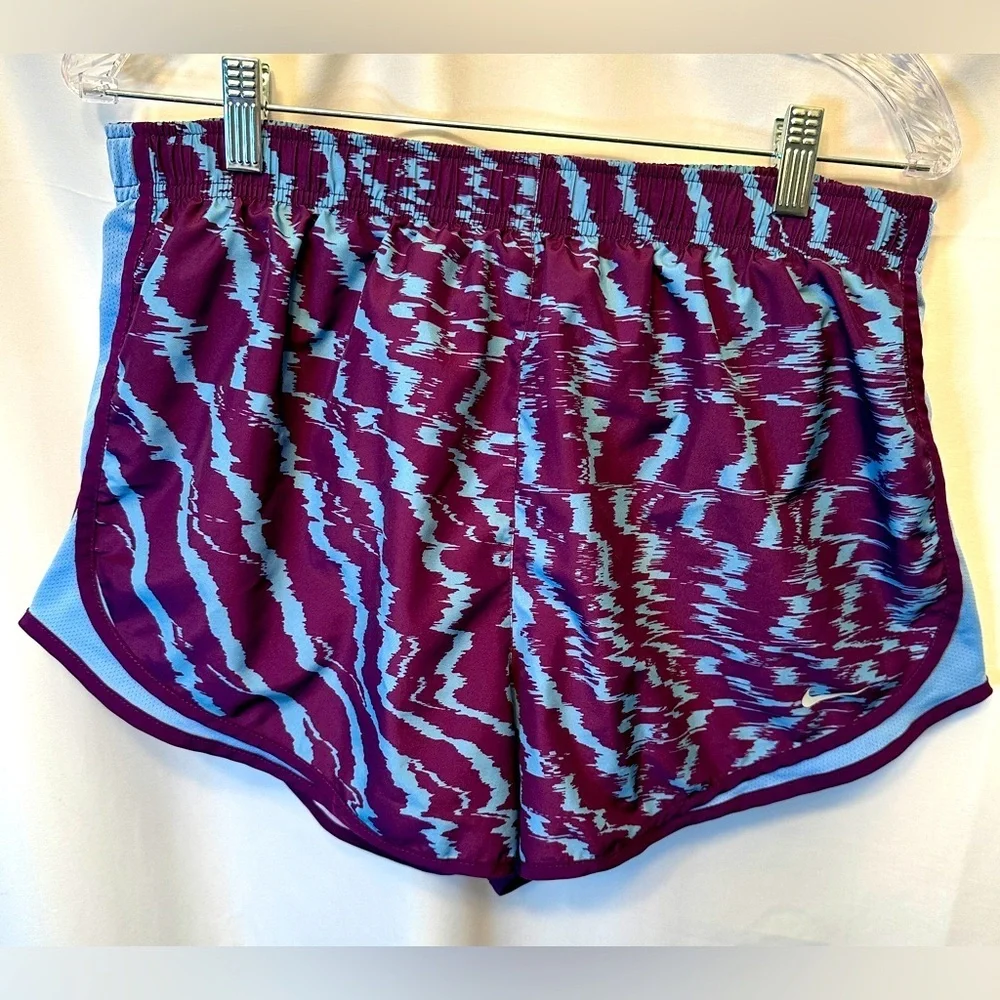 Nike‎ Women’s XL Running Shorts Purple Blue Drifit Inner Liner Pocket Fitness
